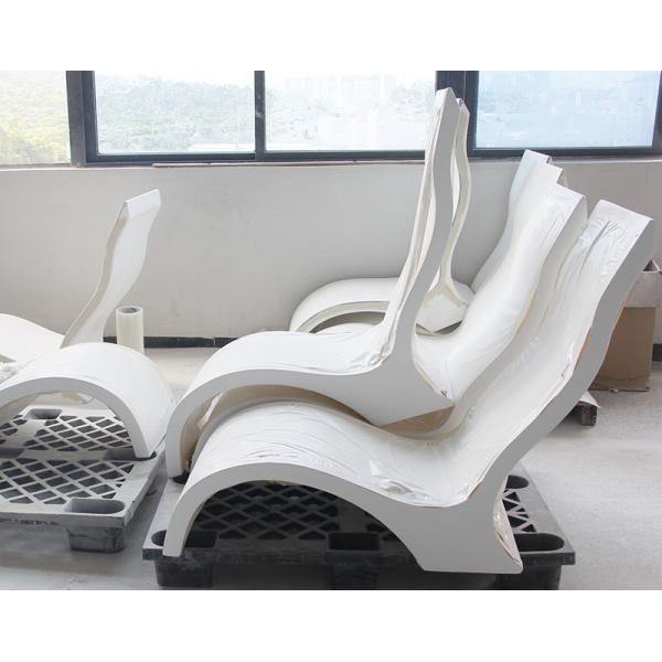 Courtyard Hotel Furniture Modern Outdoor In-Pool Sun Loungers for Hotel Guests