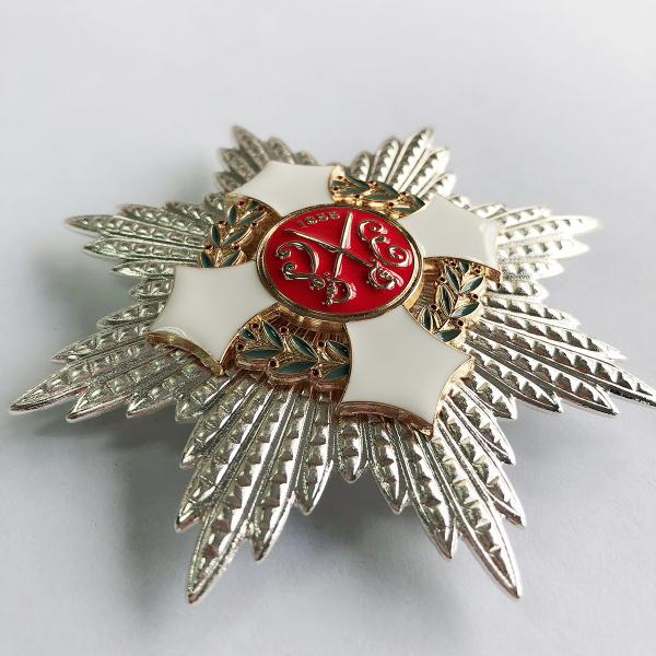 Metal Badges Triumph Badge Prussia Sword Metal Medal