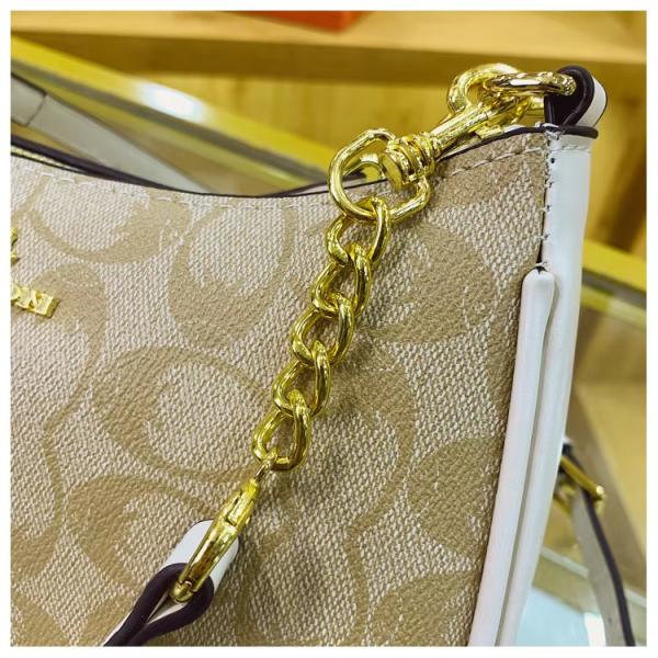 Leather Handbags for Women Waterproof and Customized Color in Trendy Summer Collection