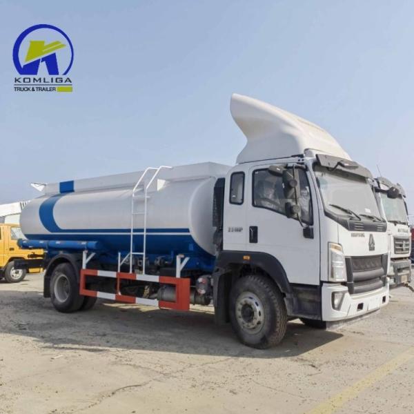 Secondhand Water Tanker Truck Zz3257n3847A with Technical Support and Spare Parts