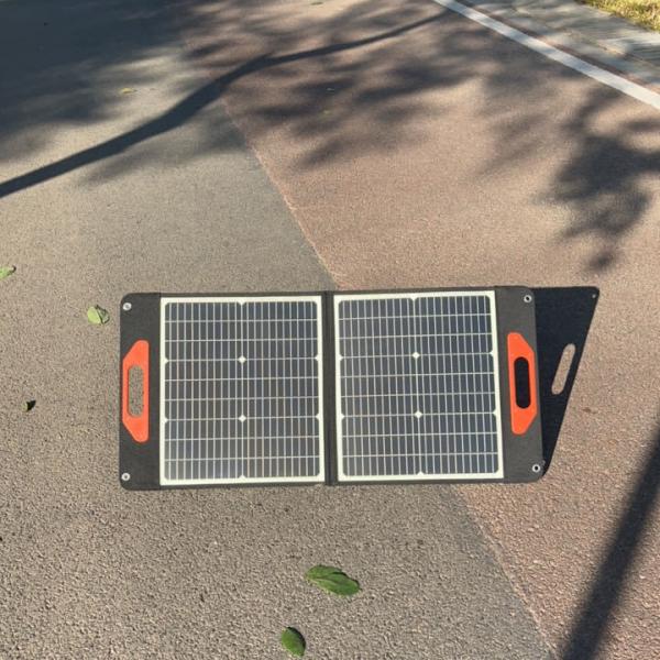 60W 100W 120W Black Solar Photovoltaic Panel With Peak Value Of 5V 9V 12V 15V