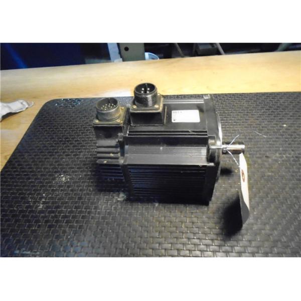 Yaskawa AC Servo Motor 1300RMP  850W 7.1A  SGMG-09V-2A-V631 New in box