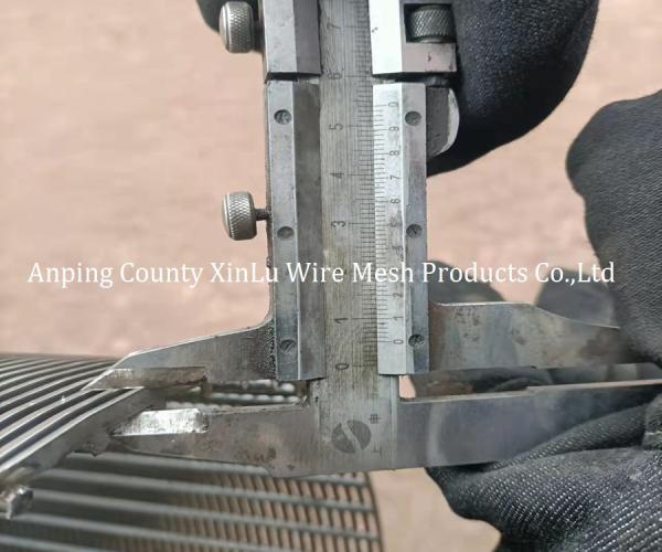 4.5mm Support Rod Continuous Slot Wrapped Wire Water Well Screen Pipe with 344.5mm Outside Diameter