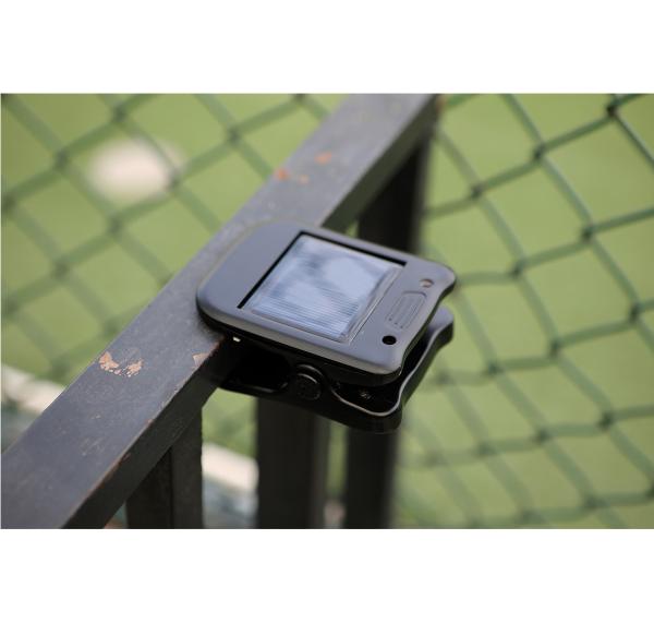 Lâmpada de sensor solar de jardim com fluxo luminoso de 300lm e design portátil