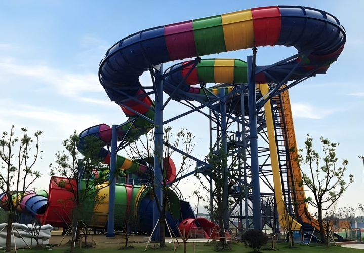 Giant Python Themed Spiral Water Slide Wear Resistant 18-21m Height