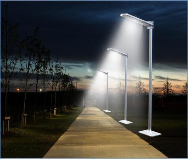 Village Road 15W 20W IP65 Integrated Solar Street Light