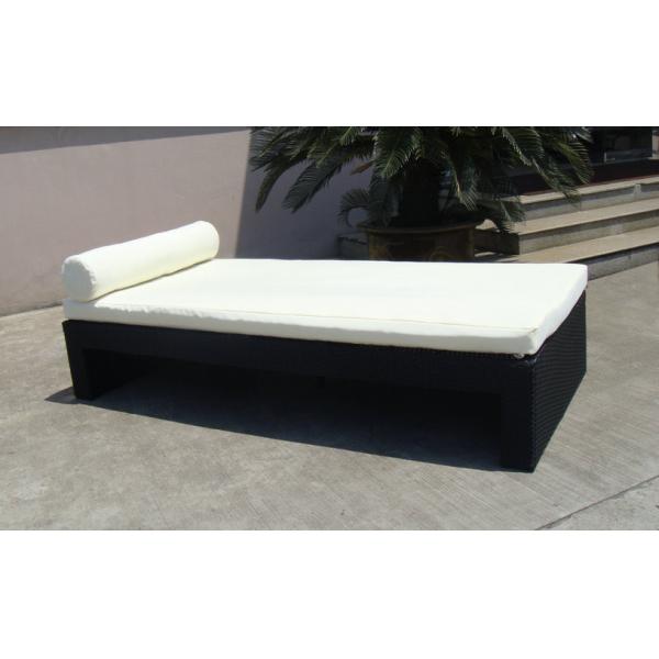 Black Rattan Sun Lounger , Outdoor Square Beach Lounge Chair