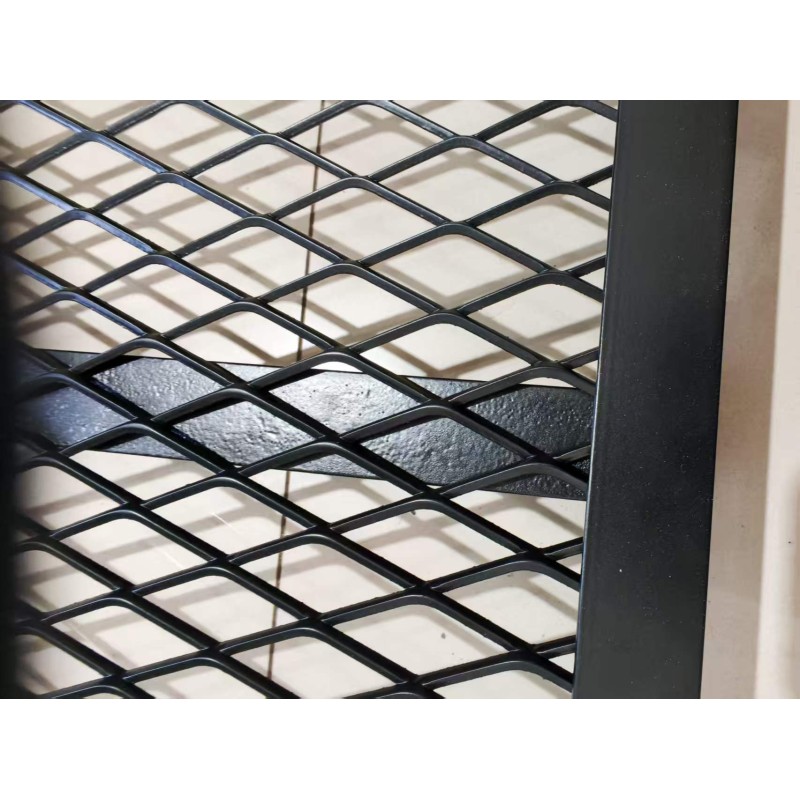Powder Coated Heavy Duty Expanded Metal Mesh Window Well Cover Customizable for Safety