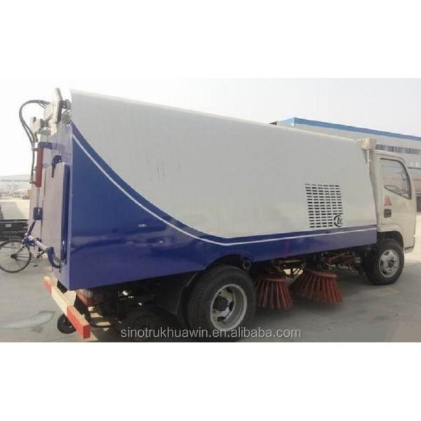 SINOTRUK HOWO 4x2 Dust Cleaner Road Sweeper Sale Diesel Power Street Sweeper