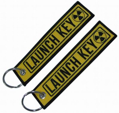 Commemorative Remove Before Flight Keychain Simple Design Shrink Proof