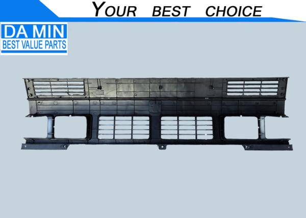 NHR NKR Grille de radiateur 8970012390 Isuzu Pièces extérieures 1990 Modèle de camion léger Longueur du corps 1360mm