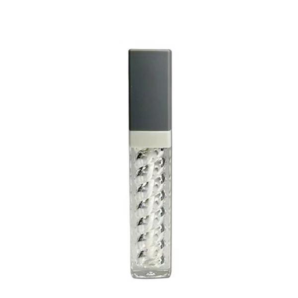 Plastic Lipstick Tube Revolves and Retracts in Various Colors. Internet Celebrity Items Are Used for Lipstick