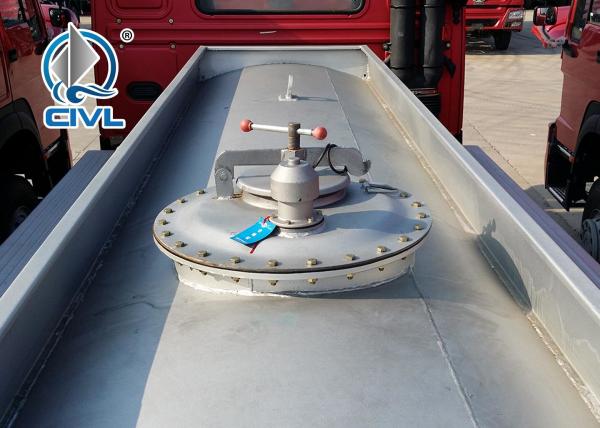 HOWO 20000 liter 9.726L Engine Capacity Liquid Tanker Truck 6x4 , Oil Tank Petrol Gasoline Truck