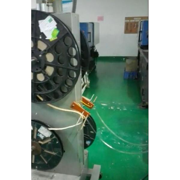 Connector Molding Machine 16 Cavities / Vertical Industrial Injection Molding Machine