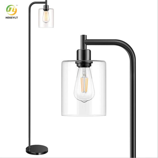 Современный алюминий приведенный вокруг низкопробной стоящей лампы пола для чтения спальни