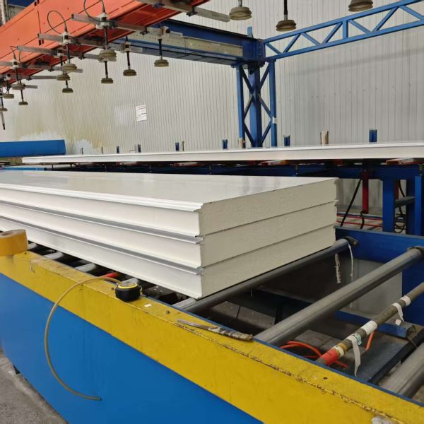 Cold storage chamber and PU sandwich panel and Customizable PIR Sandwich Panel for Cold Rooms with Moisture Resistance and Sound Insulation