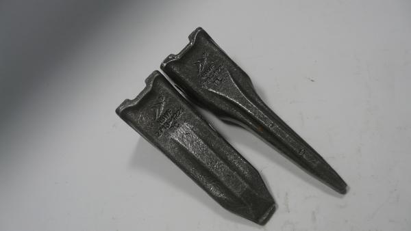 Daewoo Excavator Forged Bucket Tooth 2713-1221  2713Y1221 For DH150 Bucket Teeth