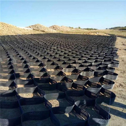 Текстурированные / перфорированные пластиковые листы HDPE Geocell для защиты укрепления наклона канала