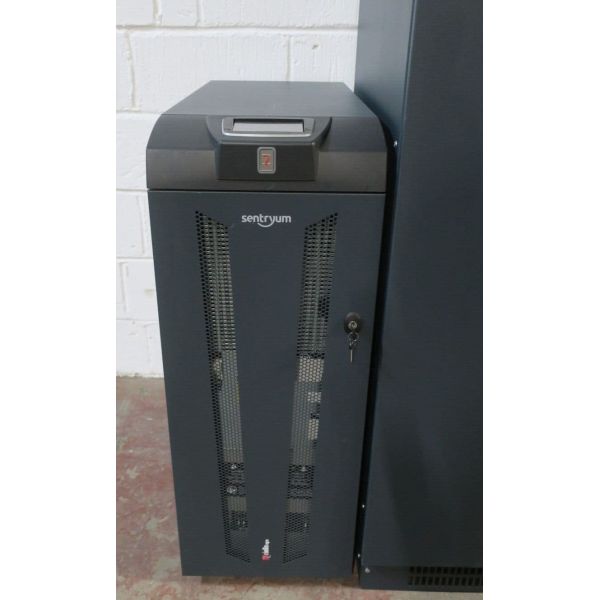Riello Tower UPS Sentryum Series 10-120KVA 380V 3:3/3:1 Online UPS for Small Data Centre and Medical Industry