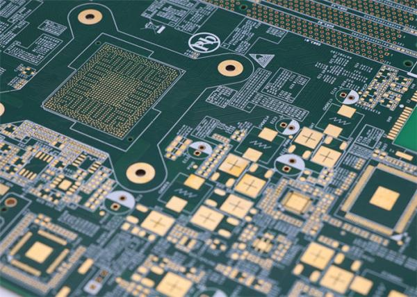 Le tableau de circuits imprimés personnalisé FR4 vert 1 oz assemblage de circuits imprimés SMT multicouche shenzhen Vert Soldmask Écran de soie blanche