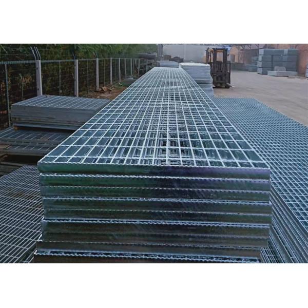 Las rejillas galvanizadas industriales de la chapa galvanizaron la reja abierta del piso de acero
