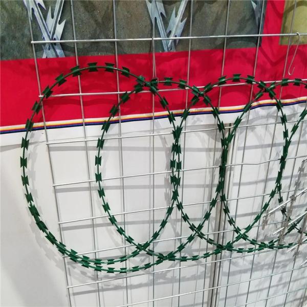 430 Stainless Steel Barbed Wire , BTO-30 Razor Blade Barbed Wire Good flexibility