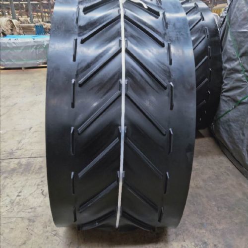 OEM ODM Rubber Herringbone Pattern Conveyor Belt 500mm Width