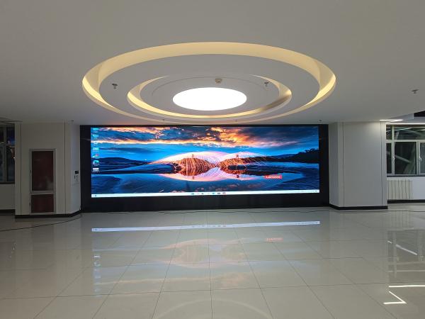 Ghalo 1000 * 250 mm écran LED léger monté sur le mur et installé rapidement à l'intérieur