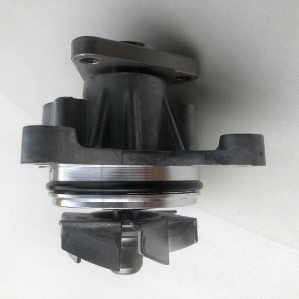 Водяная помпа двигателя автомобиля Land Rover Evoque 2012 LR053310 LR040990 LR025302