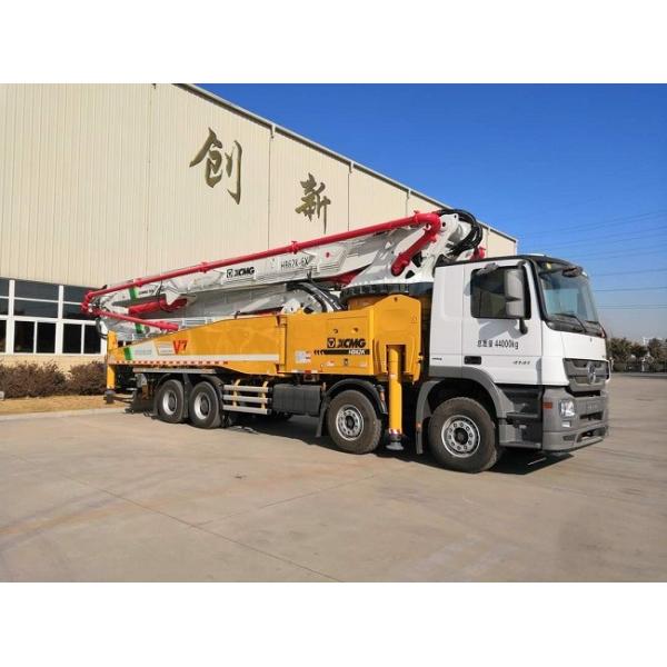 тележка конкретного насоса урожайности  HB62K 62m 8x4 170m3/H с шасси Benz