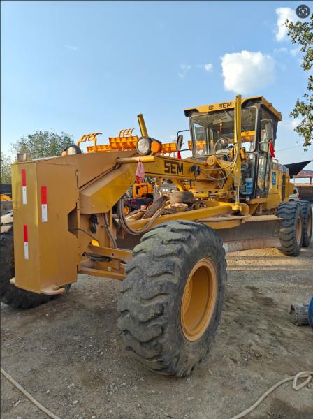 中古 SEM919 モーター グレード 140 kW 15.07 t 中国