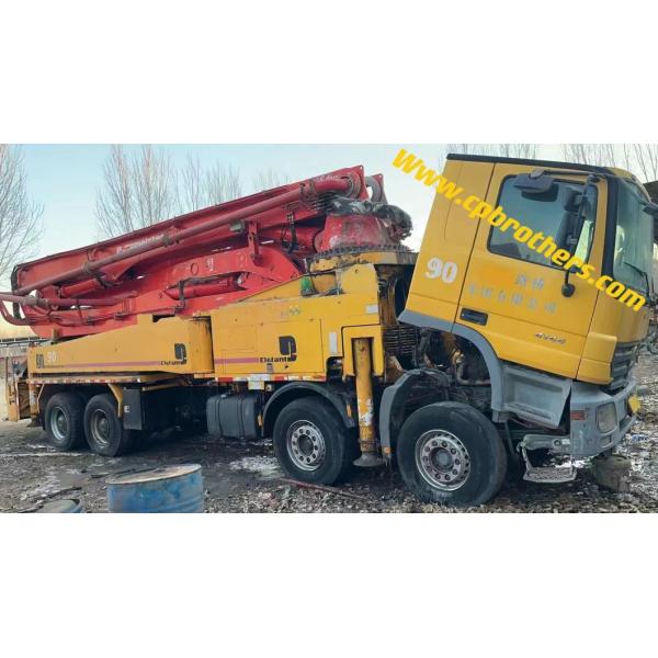 2006 Putzmeister 46m Под стабильной работой Бетонный насос с вибрирующей амплитудой 2,6 мм