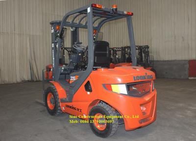 2.5t Diesel Power Stacker Forklift 36.8Kw Engine Euro III Ergonomic Design