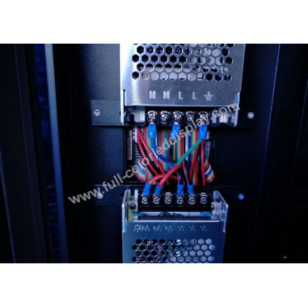 На открытом воздухе изогнутый дисплей СИД проката привел экран для коммерчески здания