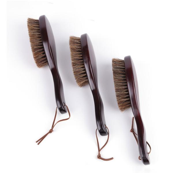 Brosse à ondes courbées brunes Longue poignée pour la vie quotidienne Vêtements outils Brosse en bois Brosse à cheval