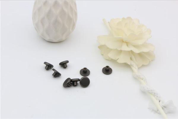 Hot sale garment accessories matte gunmetal color 10.1 mm flat round shape metal rivets for bags