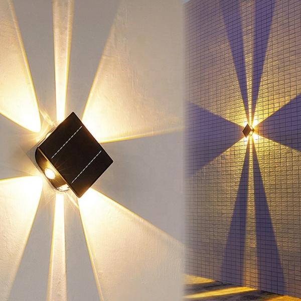 70LM UP Down Wall Mounted Solar Light With Polycrystalline Silicon Solar Panel OEM