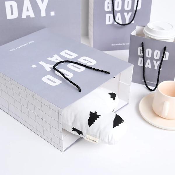 Luxury 230GSM Art Shopping Custom Printed Paper Bags