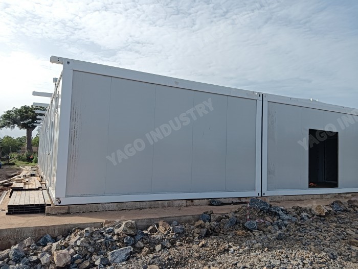 Economical Sturdy Prefabricated Building Weather Resistant Fast Assemble Onsite Worker Housing Unit