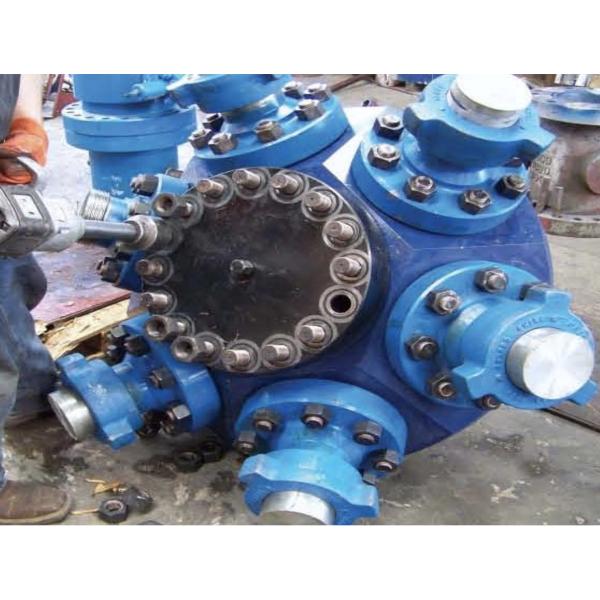 API 6A Wellhead Casing Head With 6 Exit Connection 7 1/16