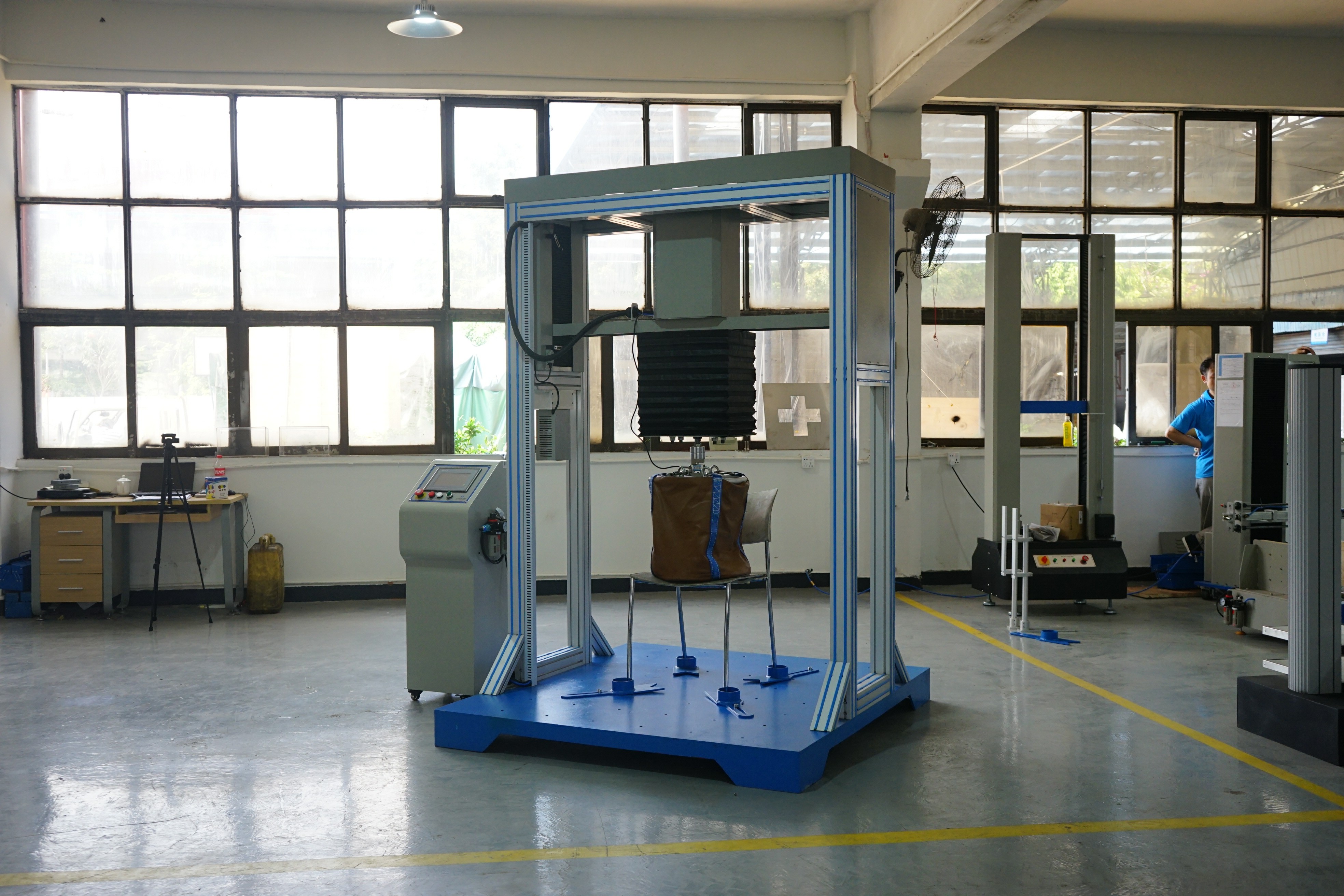 Мебели стула ODM AC220V машины всеобщей испытывая
