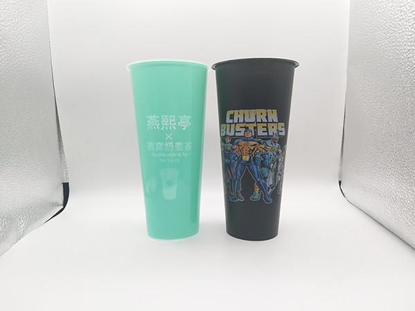 BPA Free Plastic Milk Tea Drinking Cups Iml In Mould Labeling 700ml