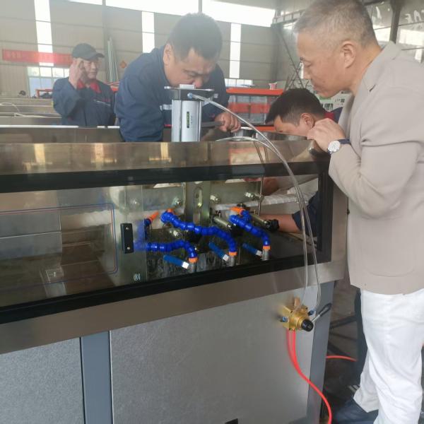 Système de commande PLC PA Machine à tubes ondulés à paroi unique pour 1000 mètres par heure Taux de production