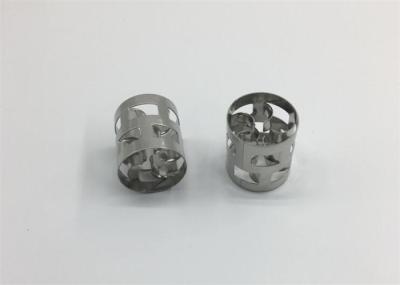 Gota de baixa pressão aleatória da embalagem do metal AISI304 para a torre de destilação 50mm
