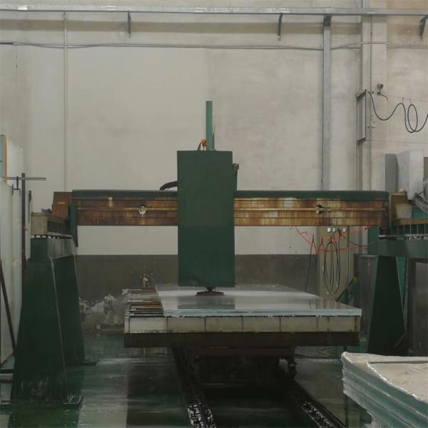 Прозрачный уборщик бассейна Треугольный вакуумный уборщик для семейного бассейна