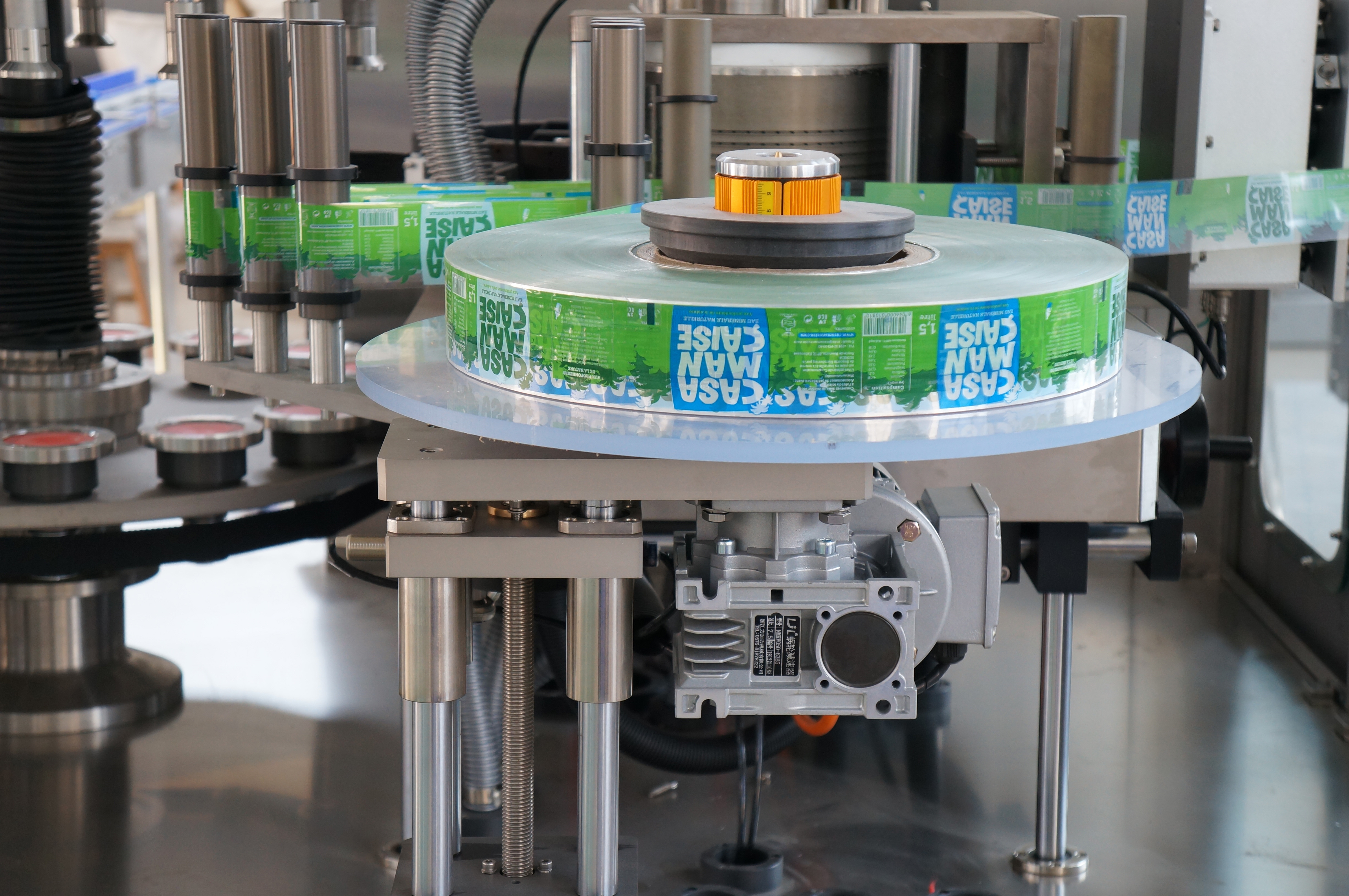 Высота Labeler 200mm клея автоматической машины для прикрепления этикеток бутылки 10KW горячая