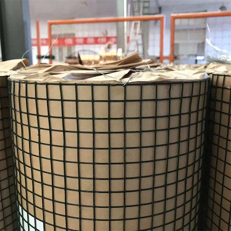 BWG12 5-50m Length Corrosion Resistant PVC Welded Wire Mesh for Rabbit Cages and Chicken Coops