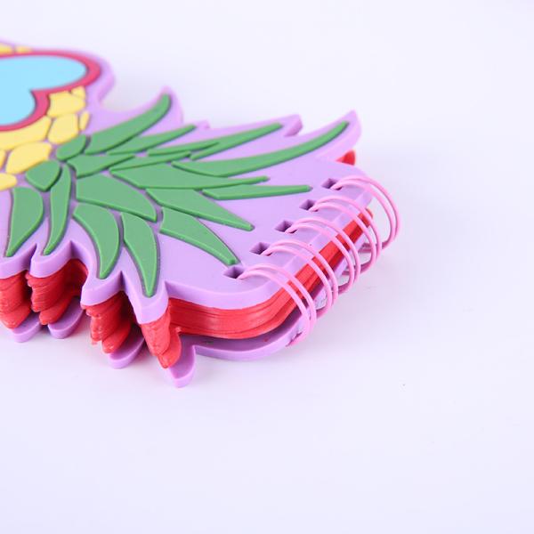 Креативный дизайн мультфильма ПВХ покрытие свободный листовой блокнот для портативного записи