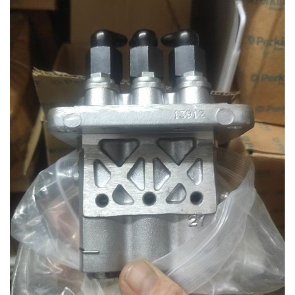 Perkins Series 403D-15 403D-15t 403D-17 Fuel Injection Pump 131011021 104135-3080