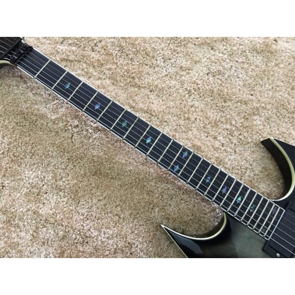 B.C.RICH custom guitar Black Floyd rose Quilted maple body with EMG active pickups Ebony fretsboard colorized MOP inlay